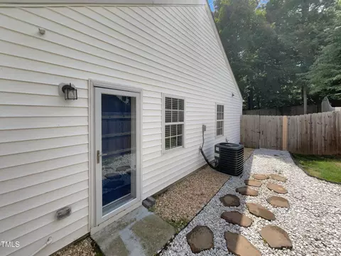 5 Sameer Ct, Durham, NC 27703 photo 10