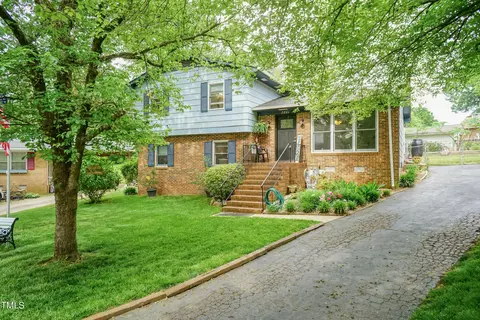 2801 Orkney Place Pl, Raleigh, NC 27604