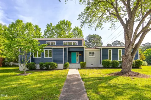 302 Smoketree Way, Louisburg, NC 27549