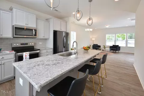 1048 Gibson Rd, Mebane, NC 27302