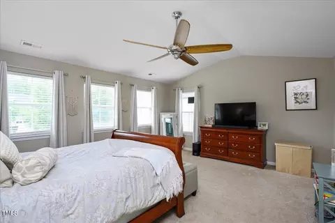 15 Elm Tree Ct, Durham, NC 27703 photo 19