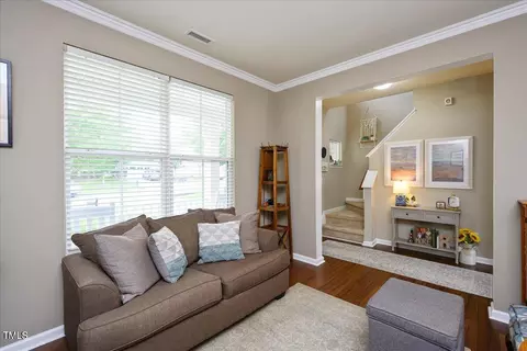 15 Elm Tree Ct, Durham, NC 27703 photo 6
