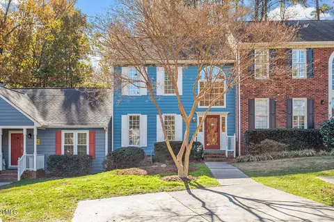 1232 Cranebridge Pl, Chapel Hill, NC 27517