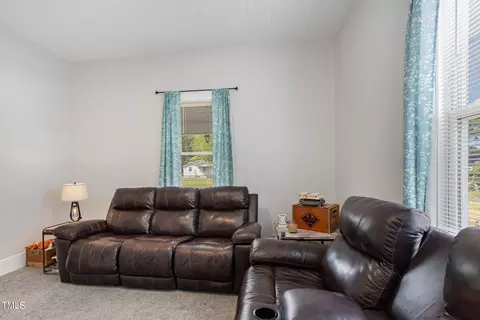 902 River Rd, Selma, NC 27576 photo 9