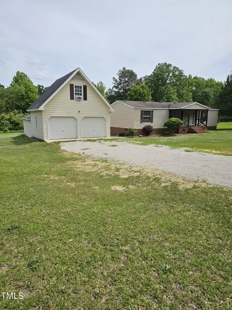 8327 Driver Rd, Zebulon, NC 27597