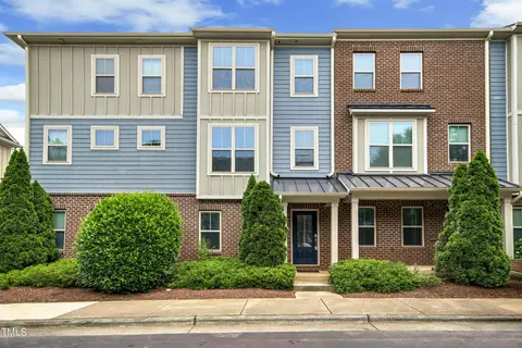 1418 Ardara Ln, Raleigh, NC 27607