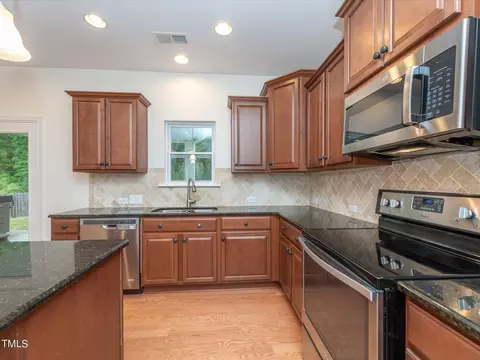 1105 Poplar St, Durham, NC 27703 photo 6