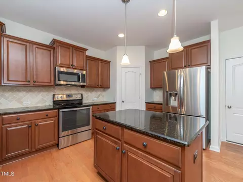 1105 Poplar St, Durham, NC 27703 photo 5