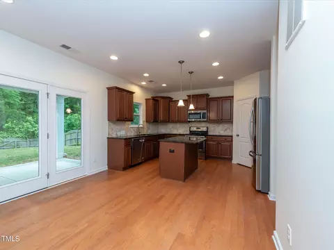 1105 Poplar St, Durham, NC 27703 photo 11