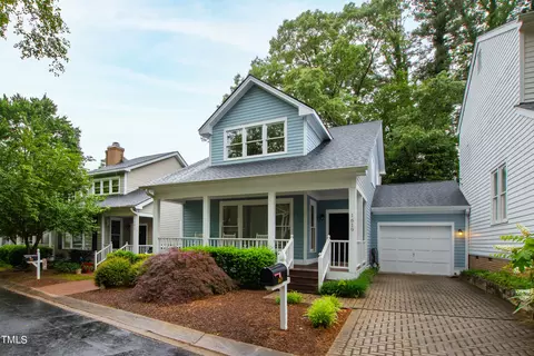 1619 Dunraven Dr, Raleigh, NC 27612