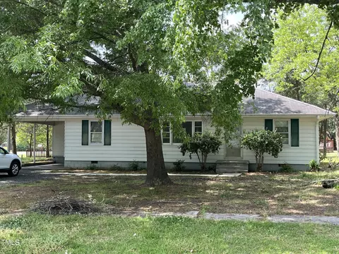 306 W C St, Butner, NC 27509