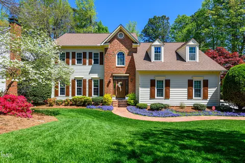 104 Kettlebridge Dr, Cary, NC 27511