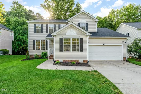 501 Palafox Dr, Chapel Hill, NC 27516
