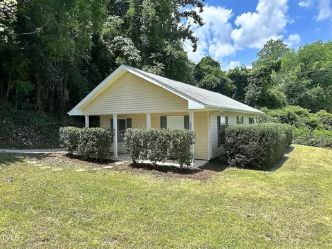 211 Golf Course Dr, Raleigh, NC 27610