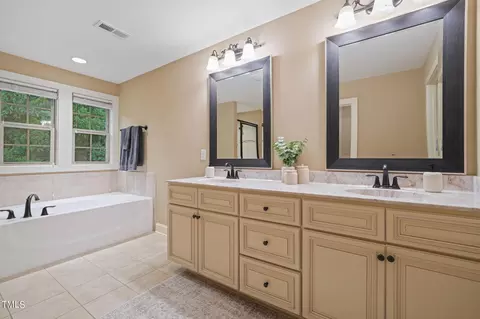 103 Fox Run Ct, Durham, NC 27705 photo 34