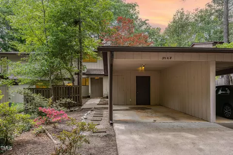 3948 Wendy Ln #10D2, Raleigh, NC 27606