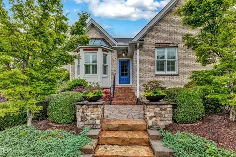 112 Ethans Glen Ct, Cary, NC 27513