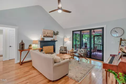 Living - 518 Daniel Ct, Wake Forest, NC 27587 photo 5 of 5