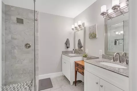 Bath - 518 Daniel Ct, Wake Forest, NC 27587 photo 2 of 5
