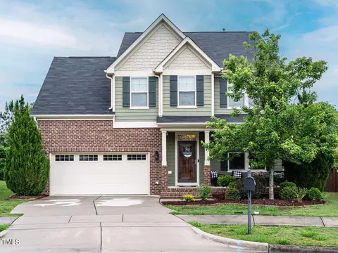 607 Laurel Berry Ct, Apex, NC 27523