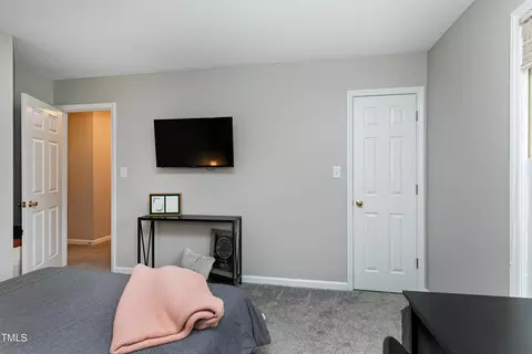 706 Bishopstone Dr, Durham, NC 27705 photo 25