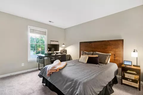706 Bishopstone Dr, Durham, NC 27705 photo 24