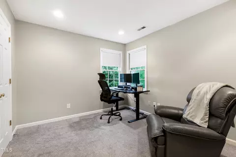 706 Bishopstone Dr, Durham, NC 27705 photo 27