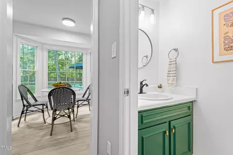 136 Skipwyth Cir, Cary, NC 27513 photo 11