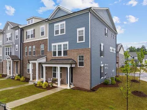 851 Patriot Summit Ln, Apex, NC 27523