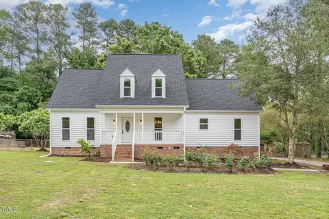 5501 Grasshopper Rd, Raleigh, NC 27610