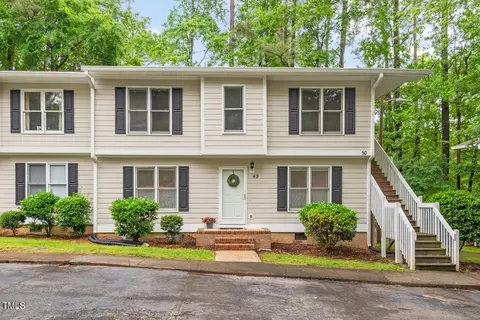 121 Westview Dr #49, Carrboro, NC 27510