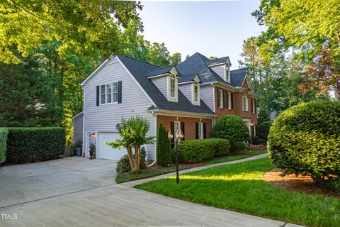 103 Barnbridge Ct, Cary, NC 27519 photo 2
