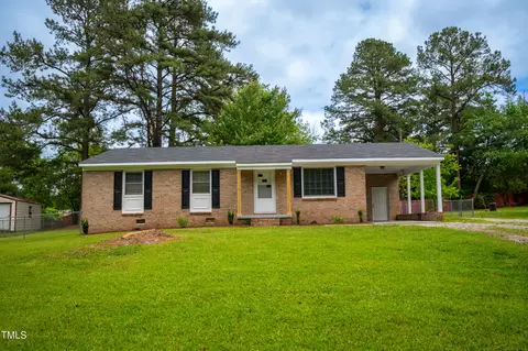 434 Lightwood Ln, Henderson, NC 27537