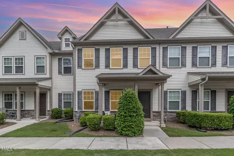 207 Hamlet Place Pl, Morrisville, NC 27560