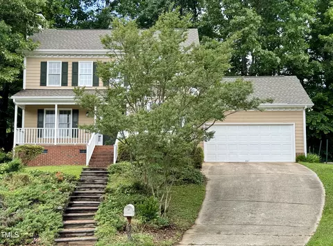 6809 Holly Mill Ct, Raleigh, NC 27613
