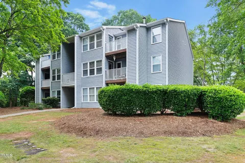1308 Hillbrow Ln #204, Raleigh, NC 27615