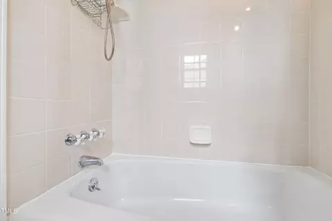 1004 Oakland Ave, Durham, NC 27705 photo 30