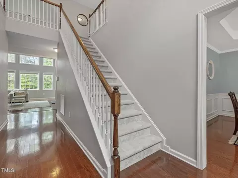 Entry Way - 5 Brightfield Ln, Durham, NC 27712 photo 5 of 7
