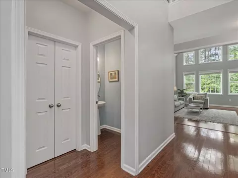 Entry Way - 5 Brightfield Ln, Durham, NC 27712 photo 4 of 7