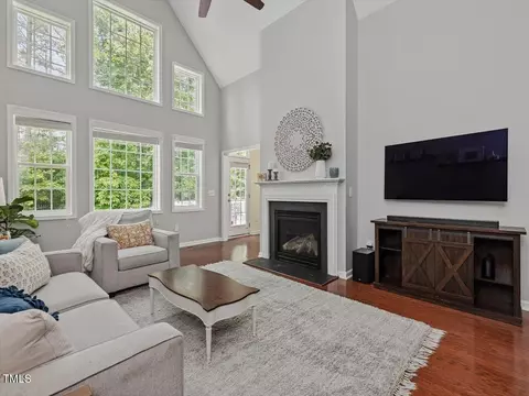 Living - 5 Brightfield Ln, Durham, NC 27712 photo 3 of 4