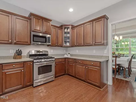 Kitchen - 5 Brightfield Ln, Durham, NC 27712 photo 3 of 5
