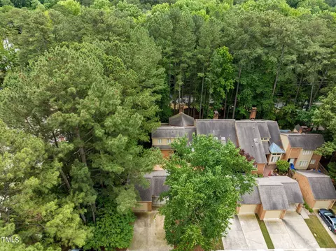 2 Innisfree Dr, Durham, NC 27707 photo 46