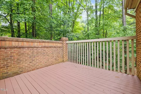 2 Innisfree Dr, Durham, NC 27707 photo 13
