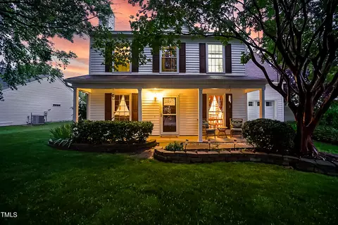5432 Arbor Oak Ln, Raleigh, NC 27616