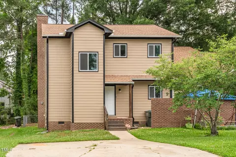 3307 Comstock Rd, Raleigh, NC 27604