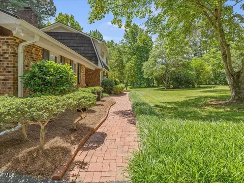 5016 Lansdowne Dr, Durham, NC 27712 photo 3