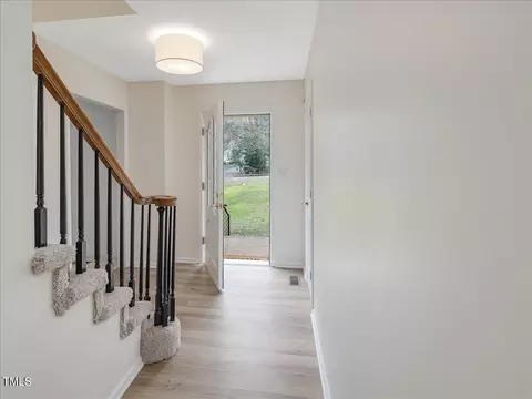 5016 Lansdowne Dr, Durham, NC 27712 photo 5