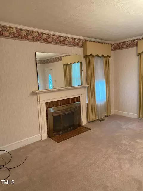 Living - 304 E D St, Erwin, NC 28339 photo 2 of 6