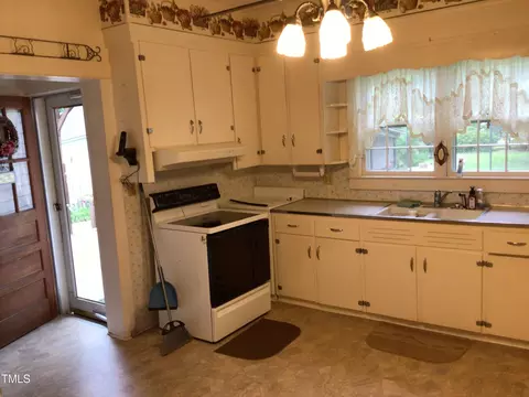 Kitchen - 304 E D St, Erwin, NC 28339 photo 4 of 4