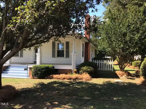 Exterior - 304 E D St, Erwin, NC 28339 photo 1 of 33